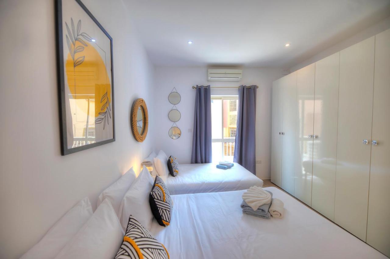 Spacious 4 Bedrooms With Sea View Balcony Goslm-3 Sliema Dış mekan fotoğraf