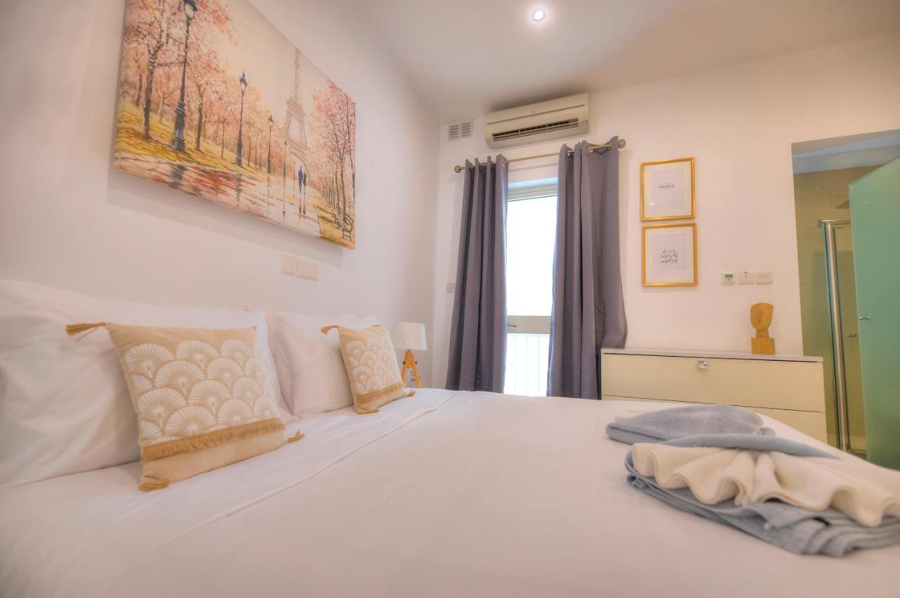 Spacious 4 Bedrooms With Sea View Balcony Goslm-3 Sliema Dış mekan fotoğraf