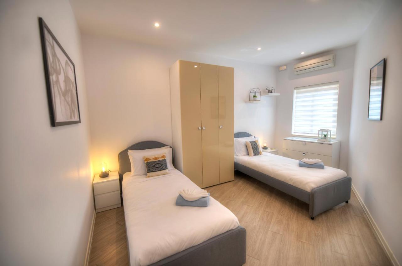 Spacious 4 Bedrooms With Sea View Balcony Goslm-3 Sliema Dış mekan fotoğraf