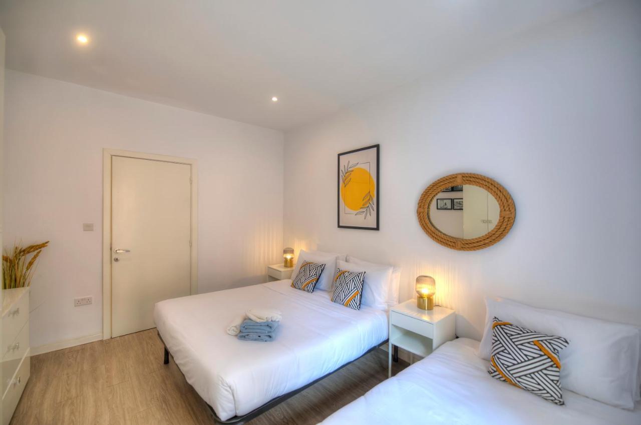 Spacious 4 Bedrooms With Sea View Balcony Goslm-3 Sliema Dış mekan fotoğraf