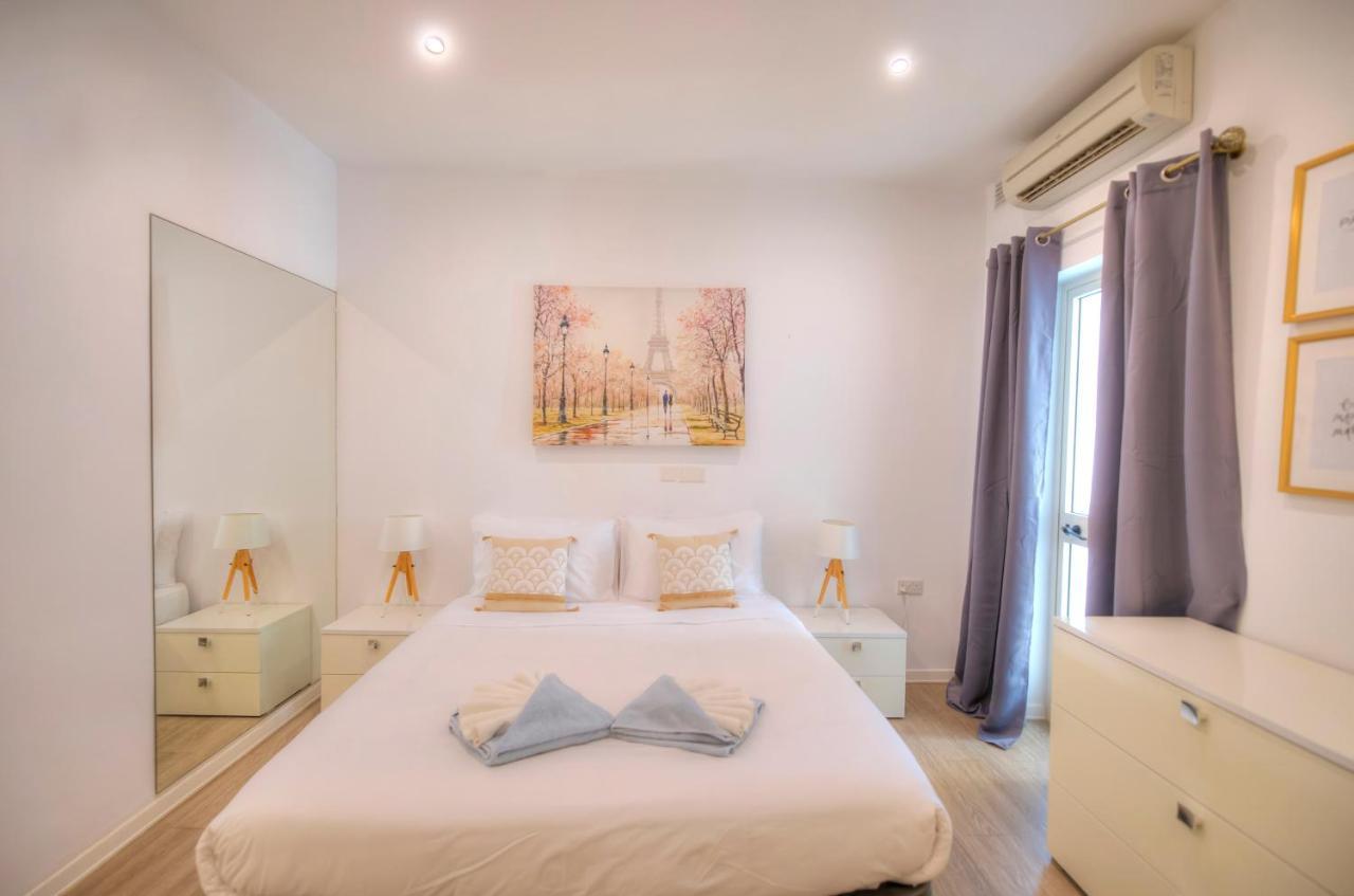 Spacious 4 Bedrooms With Sea View Balcony Goslm-3 Sliema Dış mekan fotoğraf
